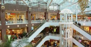 Top-shopping-malls-in-Italy